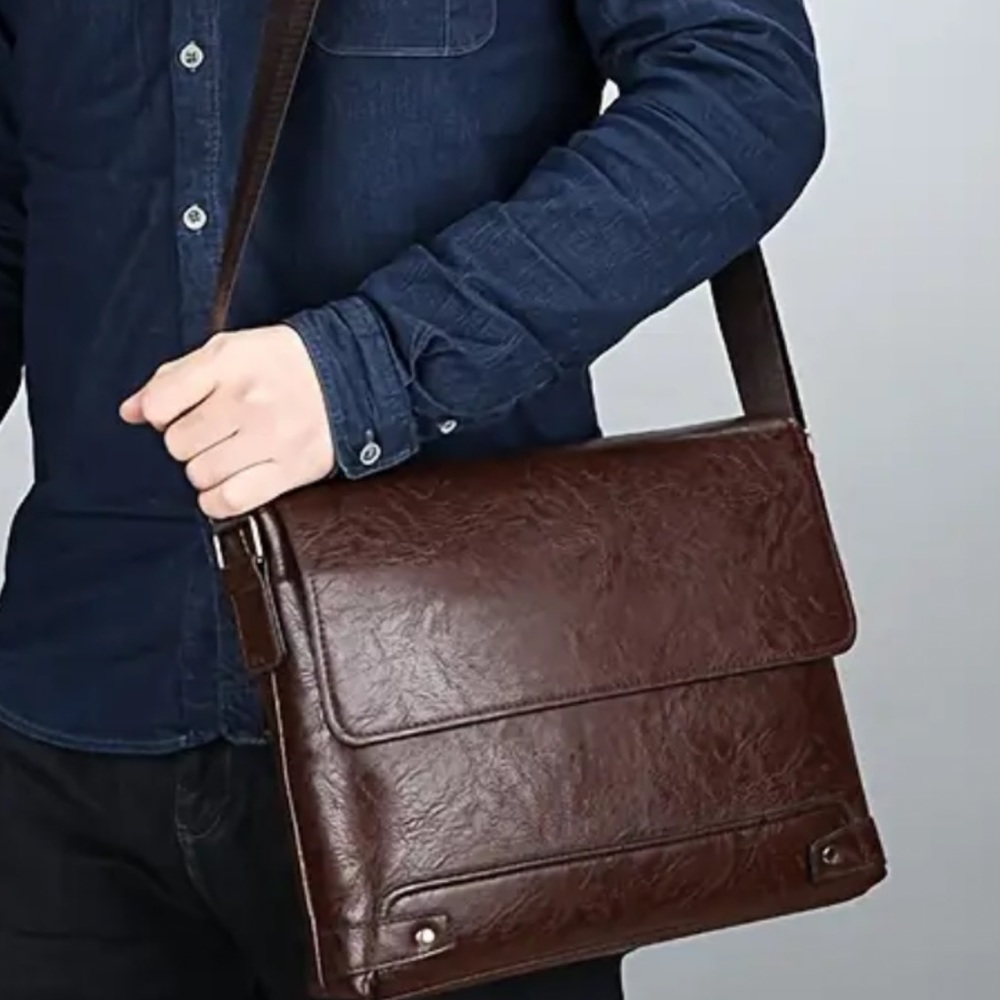 New. Mens Simple messenger Business PU Leather Sling Bag